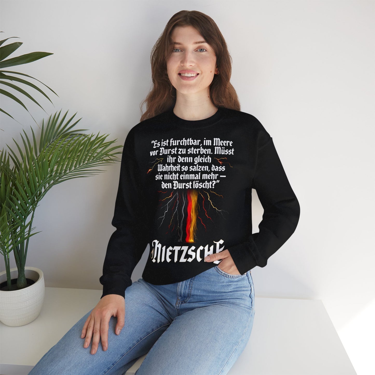 Unisex Heavy Blend™ Rundhals-Sweatshirt - Friedrich Nietzsche | Wahrheit